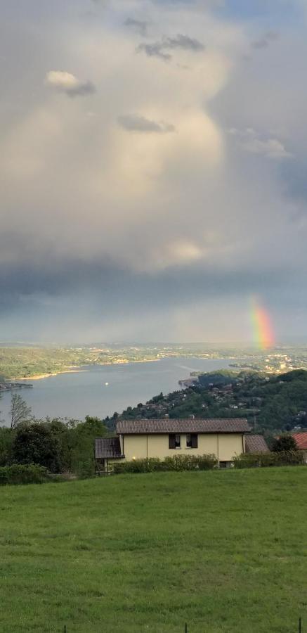 Gardenpark Soleil Villa Nebbiuno ภายนอก รูปภาพ